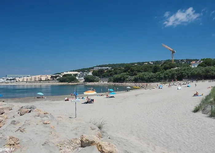 Grande Chambre Dans Villa Proche De La Plage